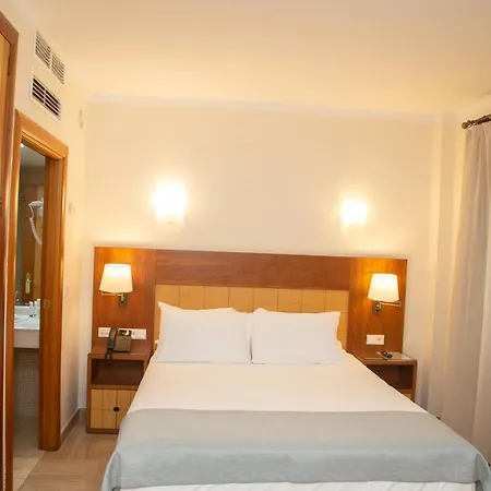 Centro 3* Кордова