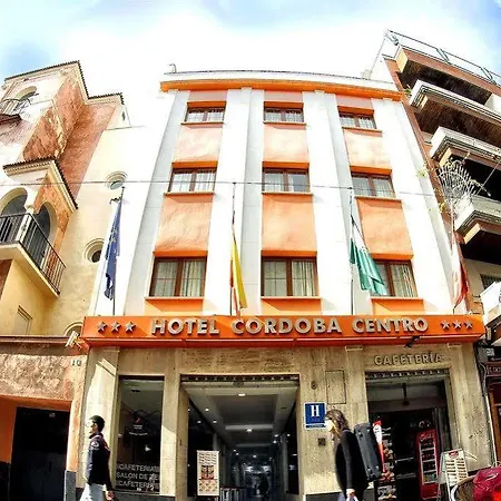 Centro 3* Кордова